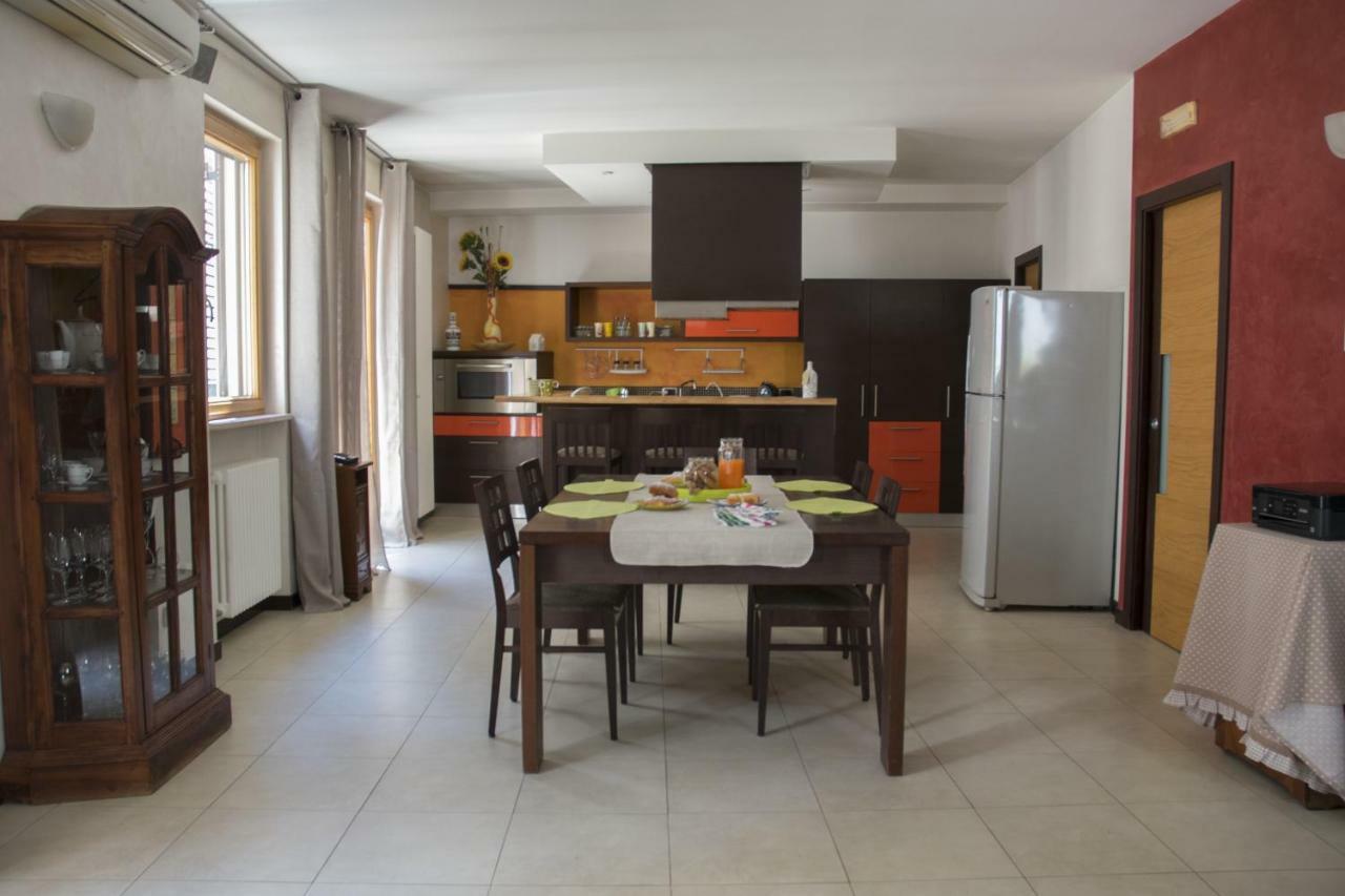 Casa Domi Bed & Breakfast Конверсано Екстериор снимка