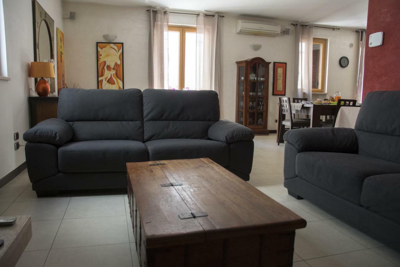 Casa Domi Bed & Breakfast Конверсано Екстериор снимка