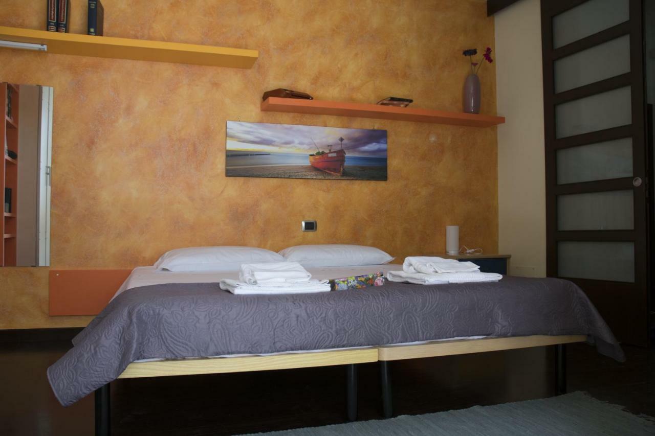 Casa Domi Bed & Breakfast Конверсано Екстериор снимка