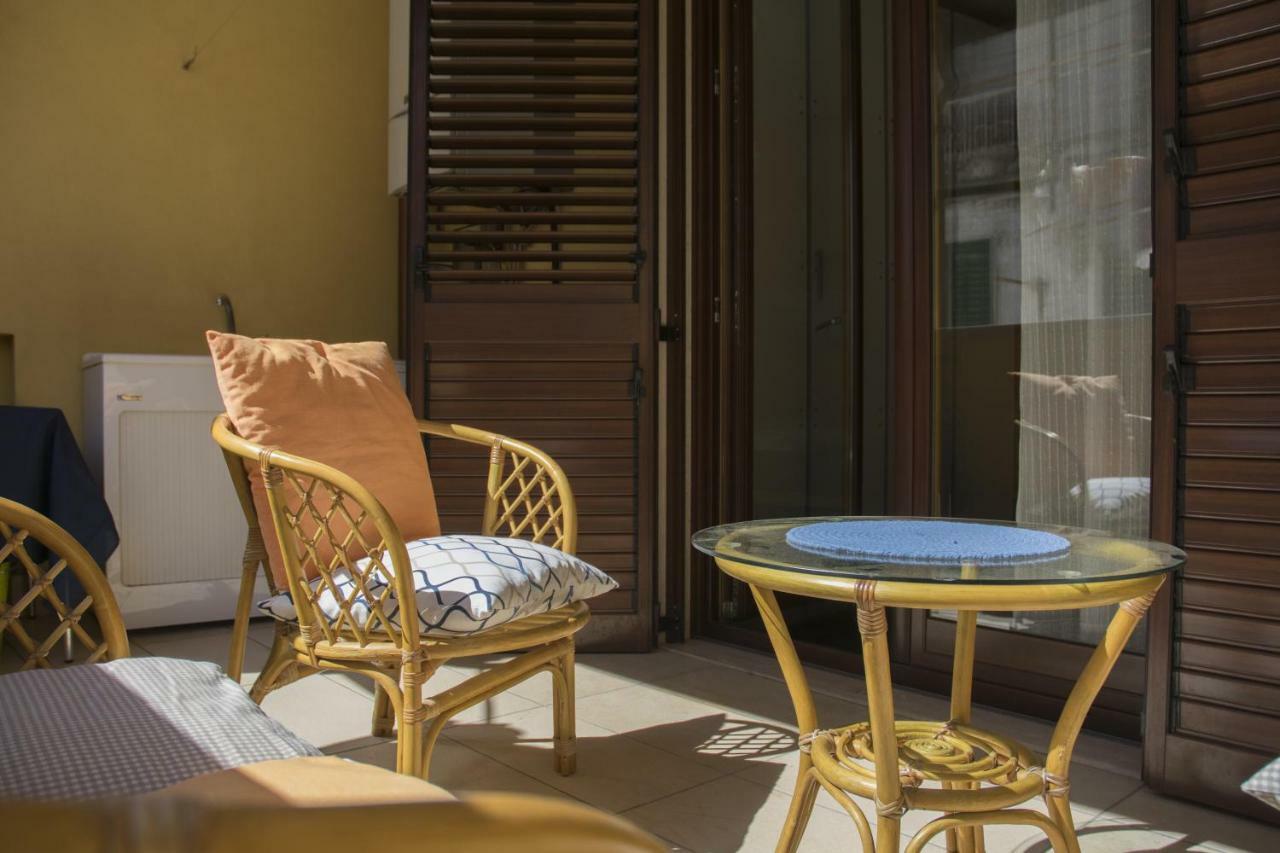 Casa Domi Bed & Breakfast Конверсано Екстериор снимка